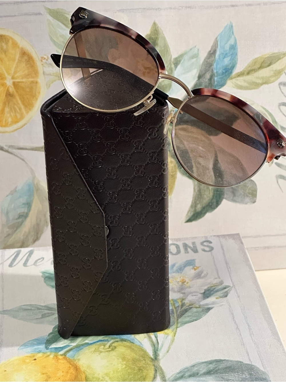 Gucci Women's Tortoiseshell Sunglasses with Brown Gradient Lenses